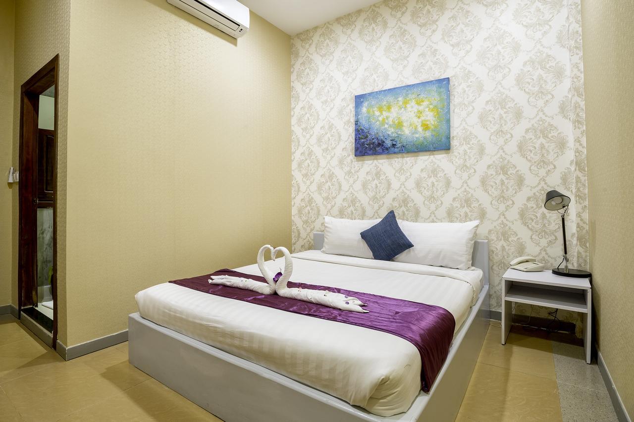 White Residence Hotel & Apartment Phnom Penh Eksteriør billede