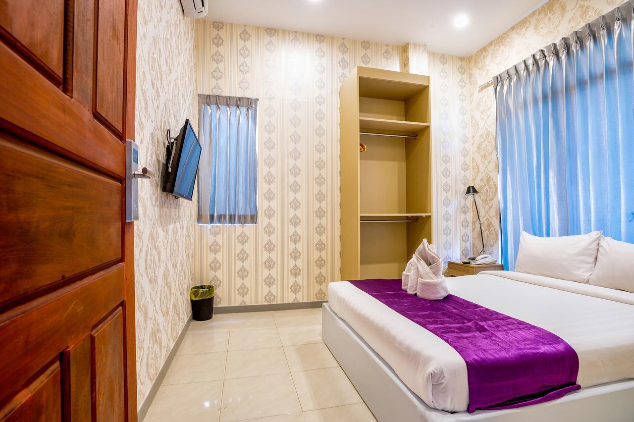 White Residence Hotel & Apartment Phnom Penh Eksteriør billede
